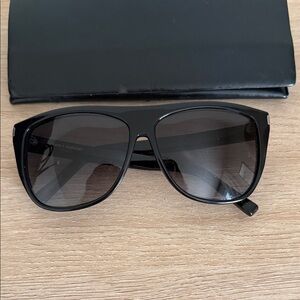 Stylish Black Sunglasses